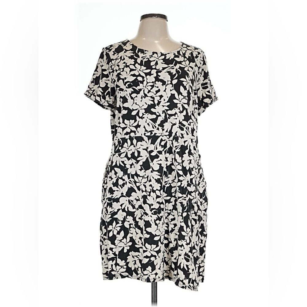 J Jill New Size MP Short Sleeves Dress Black and Cream Floral Print Pocket